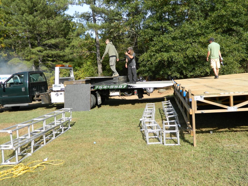 photosstagebuild/291752_131202236985459_100002870513850_130796_868258758_n.jpg