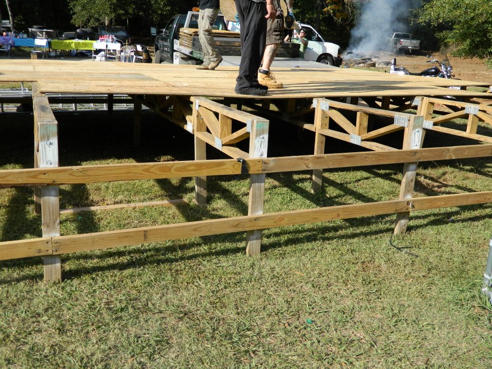 photosstagebuild/301460_131202956985387_100002870513850_130804_2090157051_n.jpg